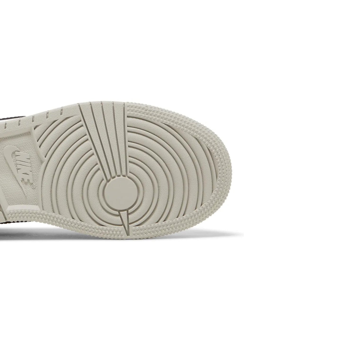 Air Jordan 1 Retro High OG 'White Cement' GS (2023)