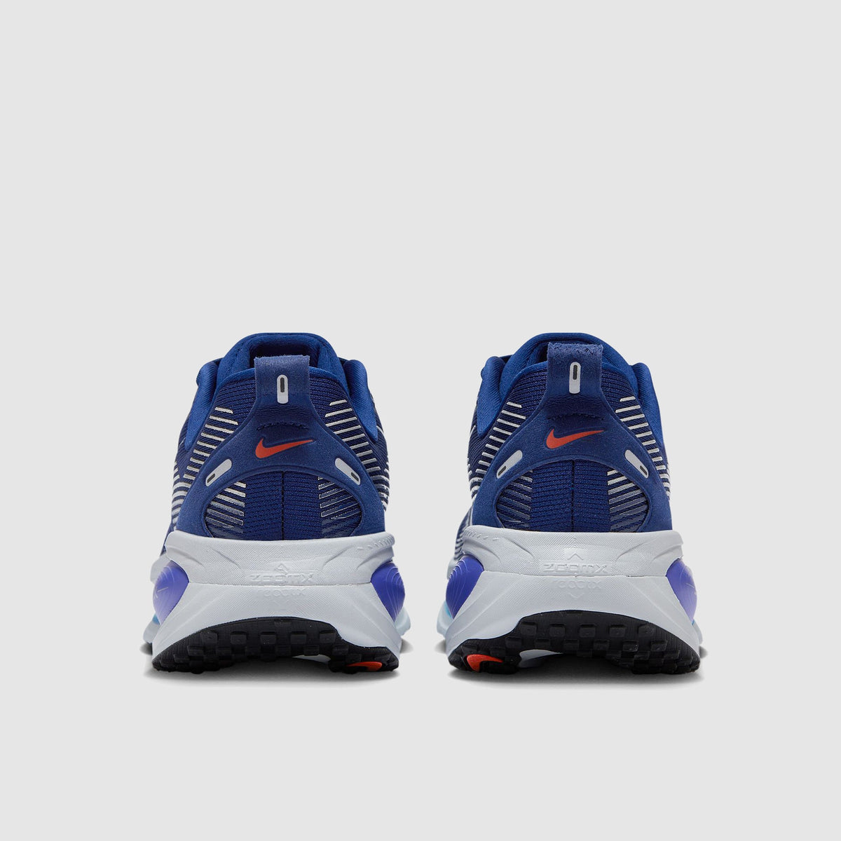Nike Vomero 18
