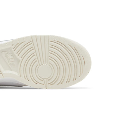 Nike Dunk Low Retro 'Coconut Milk' W (2022)