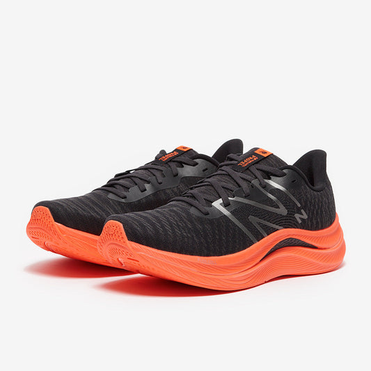 New Balance Fuel Cell Propel  V4