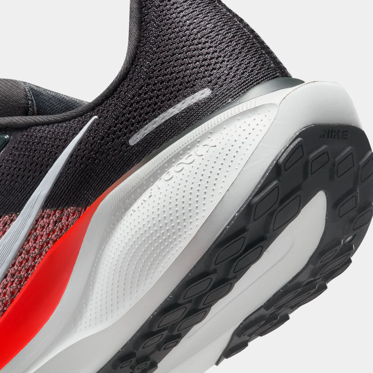 Air Zoom Pegasus 41 Sneakers - Premium Brand Shoes for Men and Women