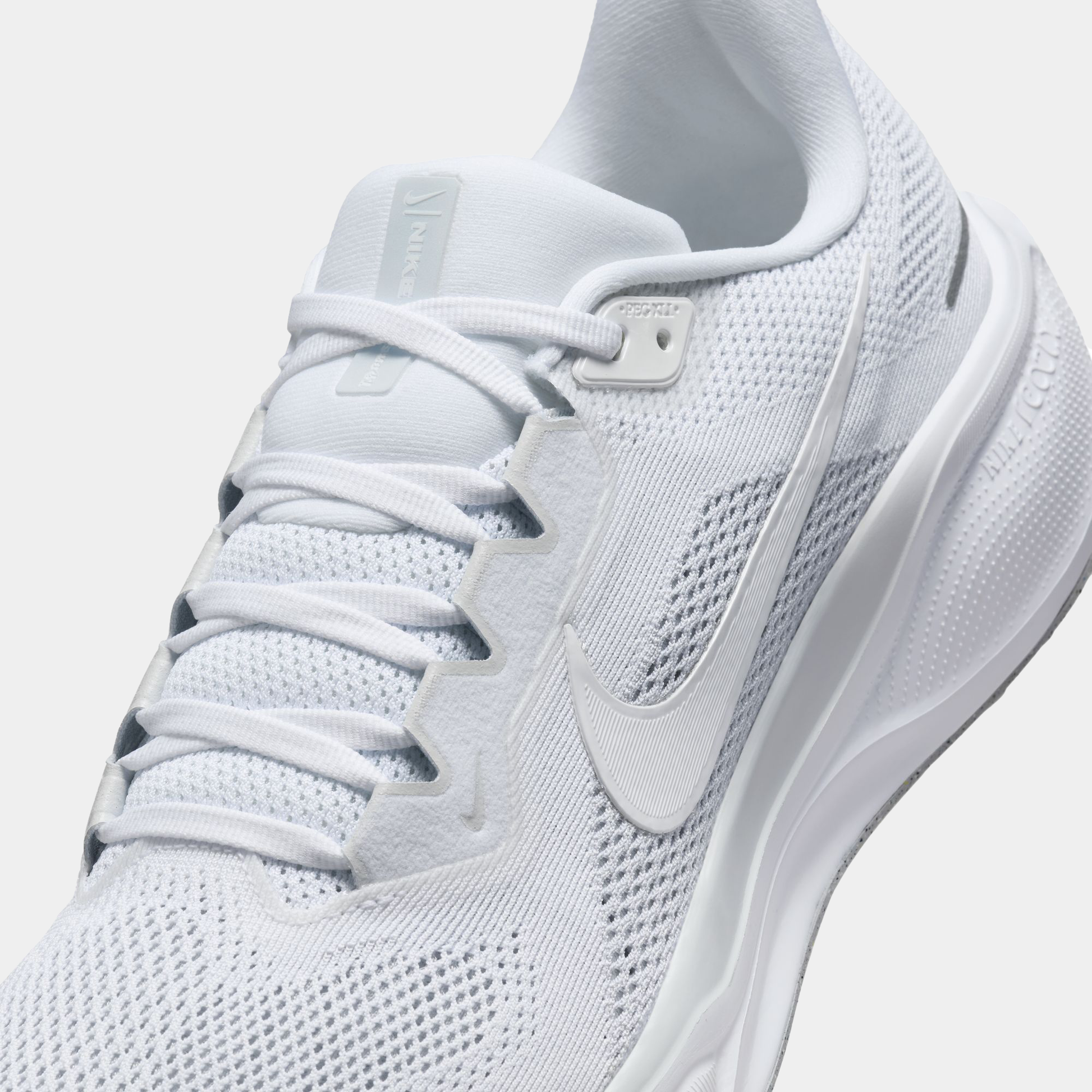 Air Zoom Pegasus 41 Sneakers - Premium Brand Shoes for Men and Women