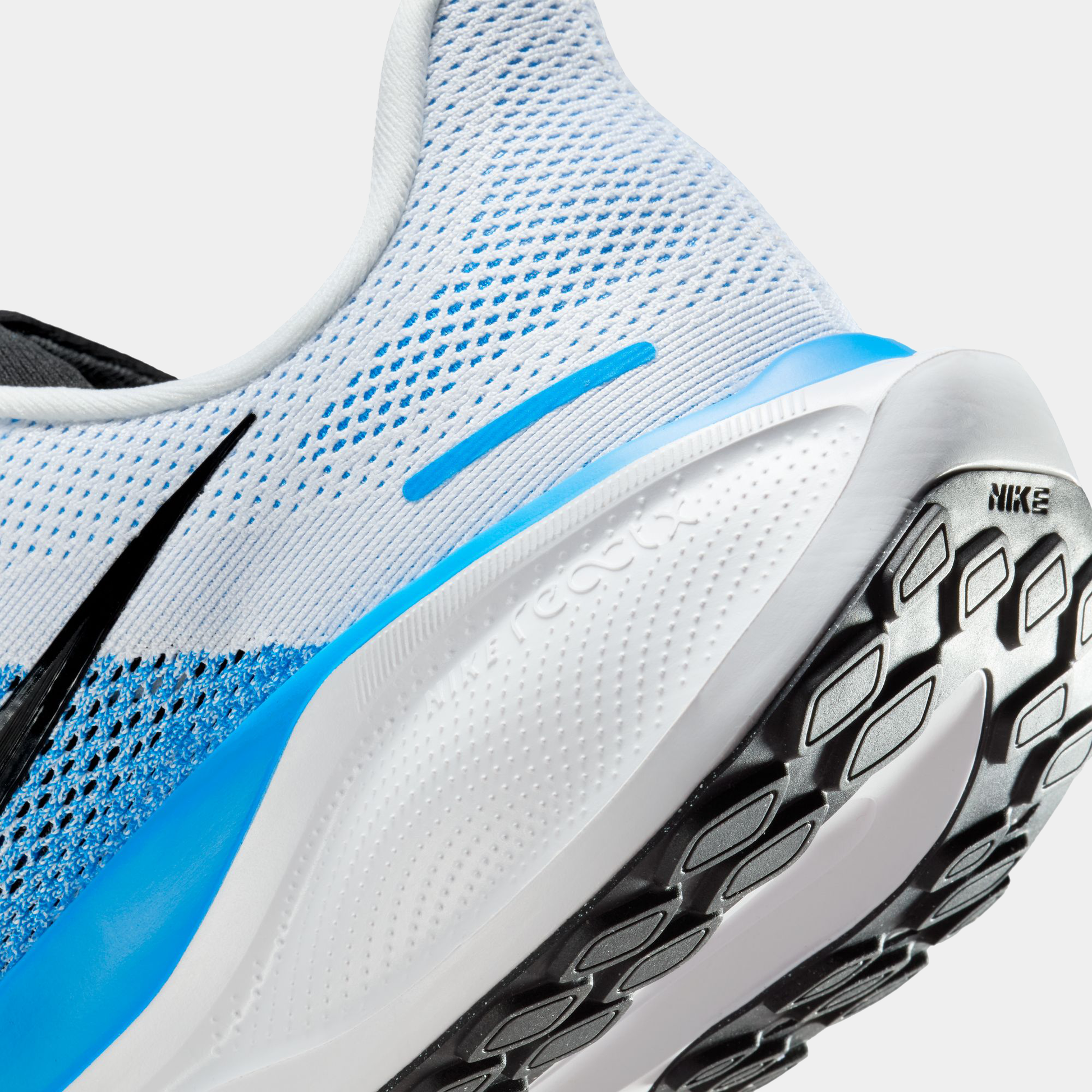 Air Zoom Pegasus 41 Sneakers - Premium Brand Shoes for Men and Women