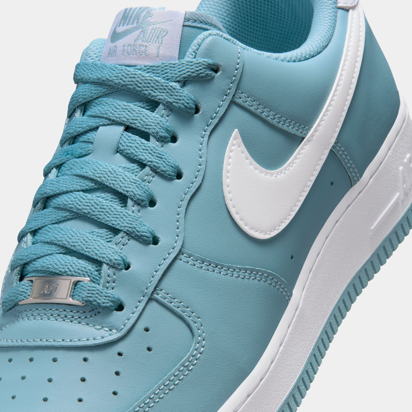 Air Force 1 '07 Sneakers - Premium Brand Shoes for Men and Women