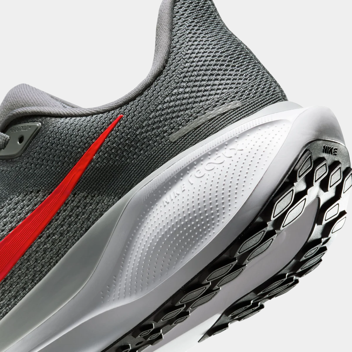 Air Zoom Pegasus 41 Sneakers - Premium Brand Shoes for Men and Women