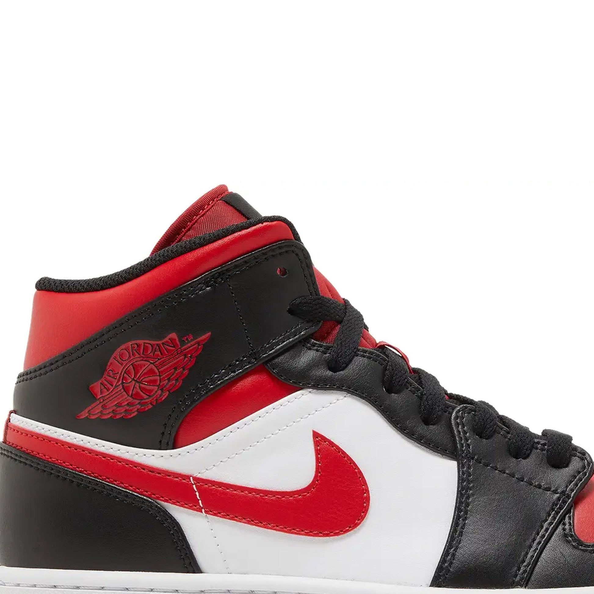 Air Jordan 1 Mid 'Bred Toe' GS (2022)