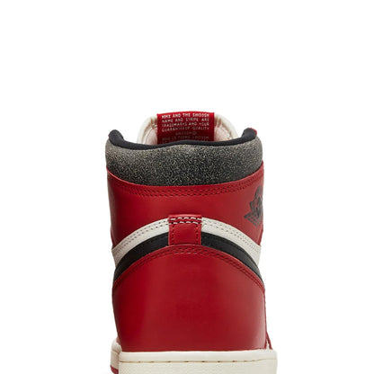 Air Jordan 1 Retro High OG 'Chicago Lost and Found' (2022)