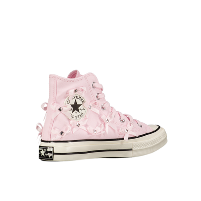 W Chuck 70 Hi 'Bow Studded'