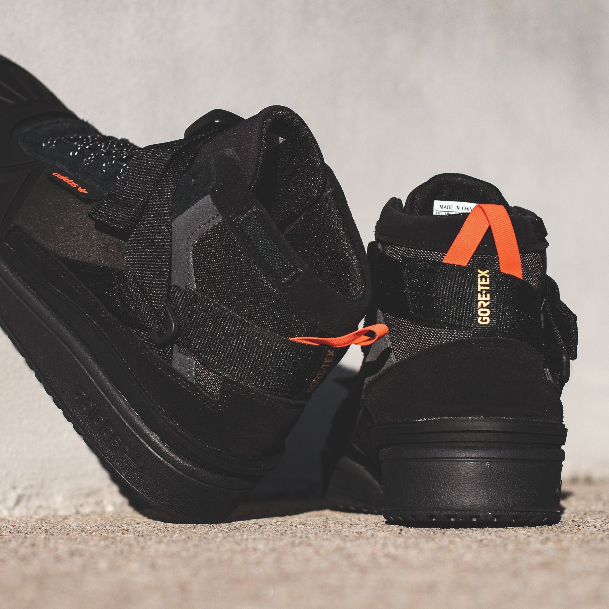 Adidas Originals Men Forum High Gore-Tex Black Core Q46363