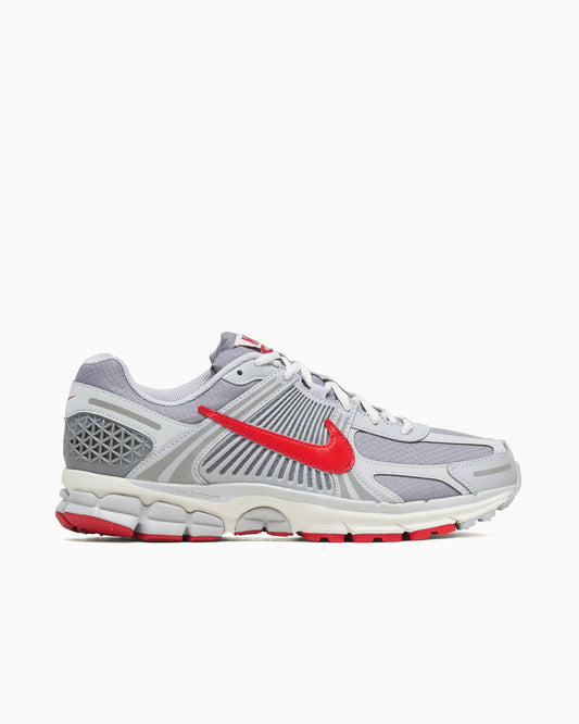Nike Zoom Vomero 5 SE
